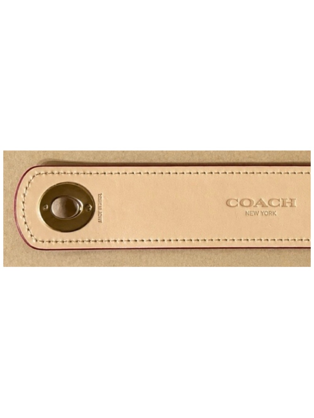 Coach Leather Signature Turnlock Cuff Bracelet. - Picture 11 of 15